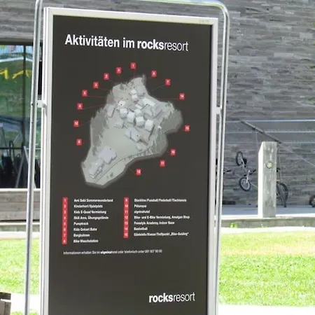 With Indoor And Outside Pool, Sauna, 200 Meter To Lift , Fitnessroom, Tennis Place, Joyroom, Parkstadion Reserve * Laax