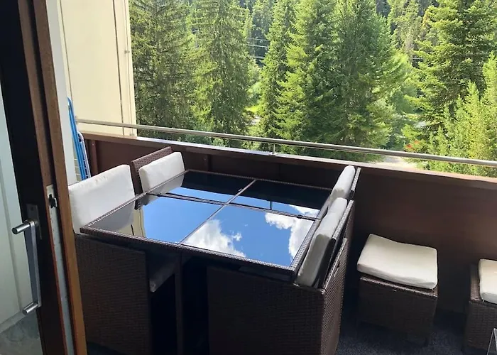 With Indoor And Outside Pool, Sauna, 200 Meter To Lift , Fitnessroom, Tennis Place, Joyroom, Parkstadion Reserve Laax