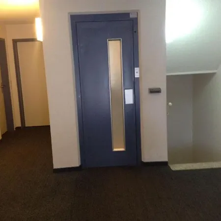 With Indoor And Outside Pool, Sauna, 200 Meter To Lift , Fitnessroom, Tennis Place, Joyroom, Parkstadion Reserve *