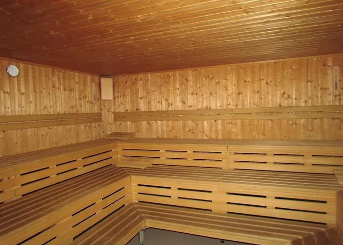 With Indoor And Outside Pool, Sauna, 200 Meter To Lift , Fitnessroom, Tennis Place, Joyroom, Parkstadion Reserve *