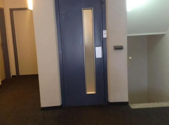 With Indoor And Outside Pool, Sauna, 200 Meter To Lift , Fitnessroom, Tennis Place, Joyroom, Parkstadion Reserve *