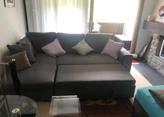 With Indoor And Outside Pool, Sauna, 200 Meter To Lift , Fitnessroom, Tennis Place, Joyroom, Parkstadion Reserve Лакс