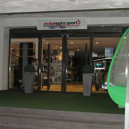 With Indoor And Outside Pool, Sauna, 200 Meter To Lift , Fitnessroom, Tennis Place, Joyroom, Parkstadion Reserve * Laax